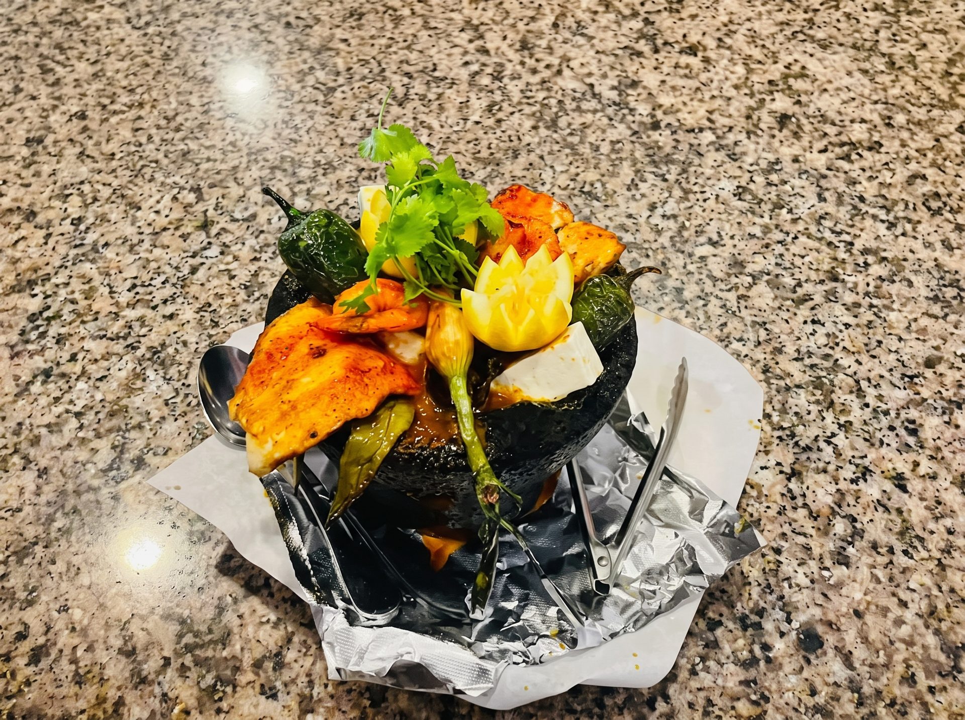 The seafood and mariscos menu